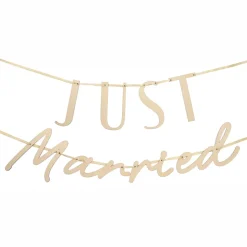Girlander Just Married i tre