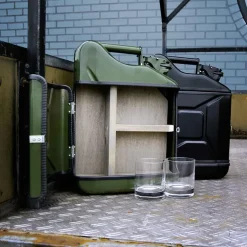 Jerrycan Gavesett