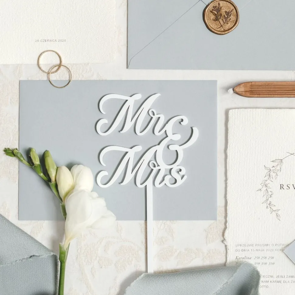 Kakedekorasjon Mr & Mrs Hvit i Akryl