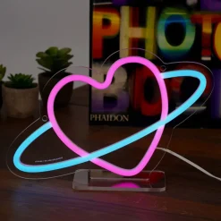 LED-lampe Planet Heart med neon-effekt