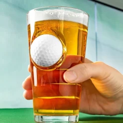 Ølglass med Golfball
