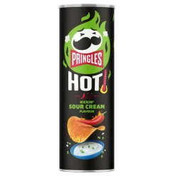 Pringles Hot Kickin' Sour Cream Chips