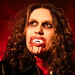 Vampyrtenner Hvite i Plast